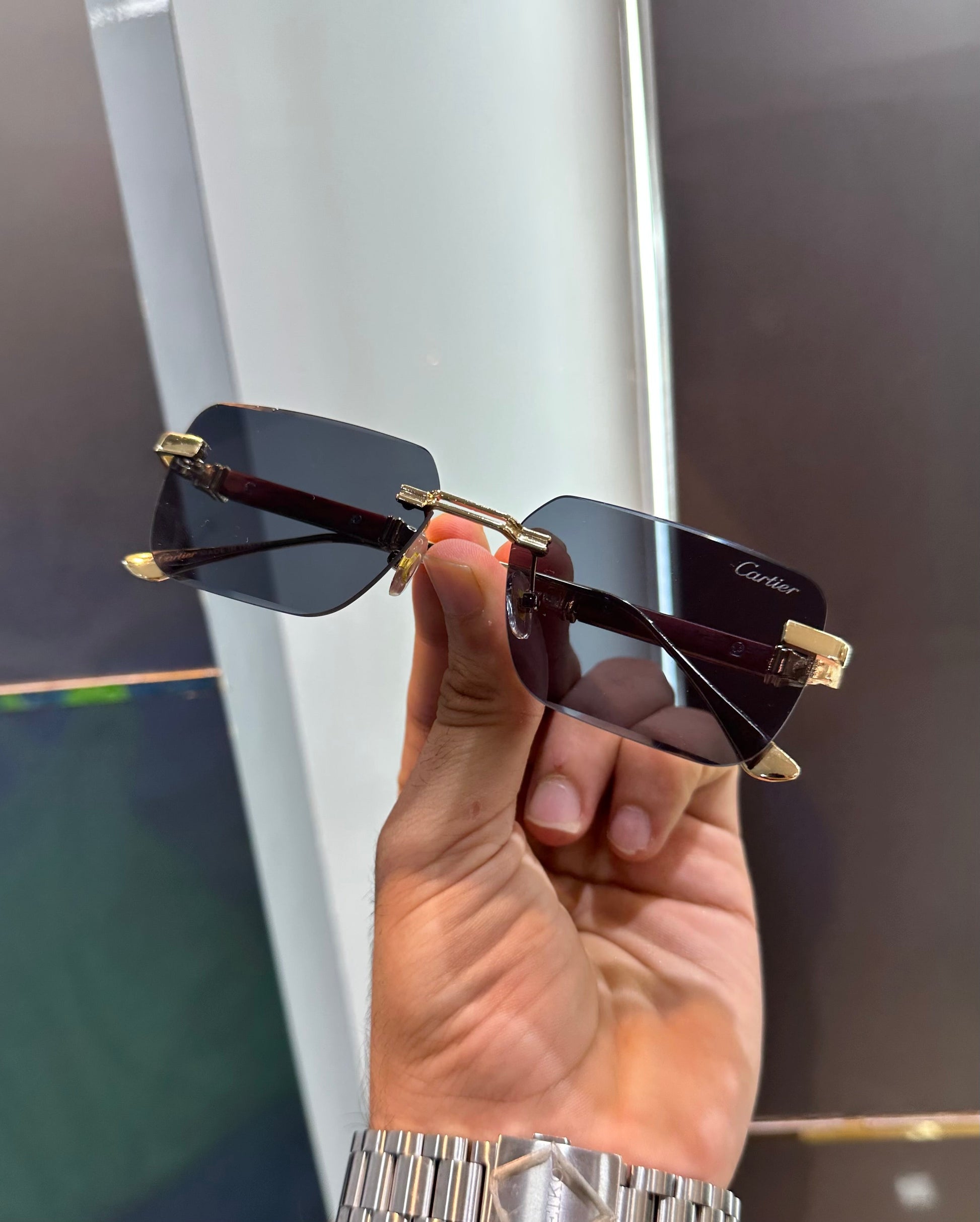 CARTIER BLACK GOLD HONEY SINGH LUXURY SHADE WITH ORIGINAL PACKING Urban Classics Store