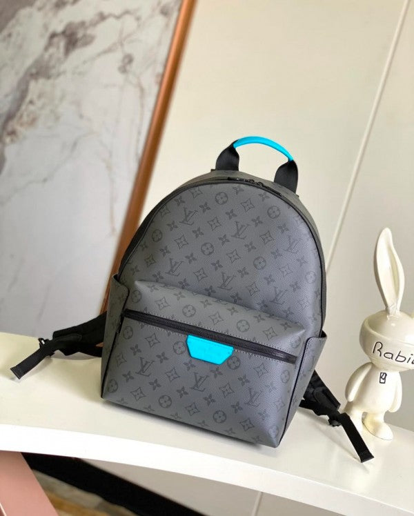 LOUIS VUITTION MONOGRAM UNISEX BACKPACK WITH OG BOX (Copy) Urban Classics Store