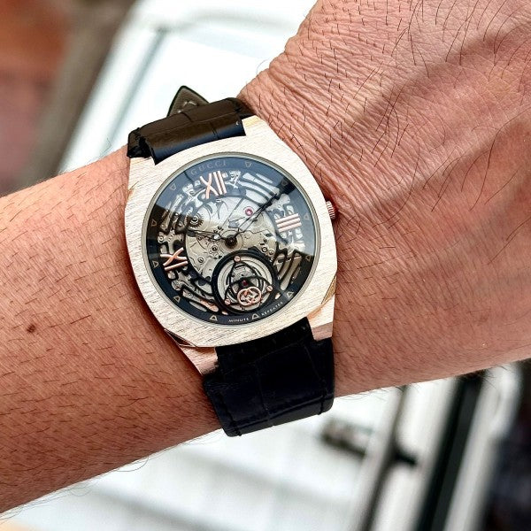 GUCCI ROSE BLACK WITH OG BOX Urban Classics Store