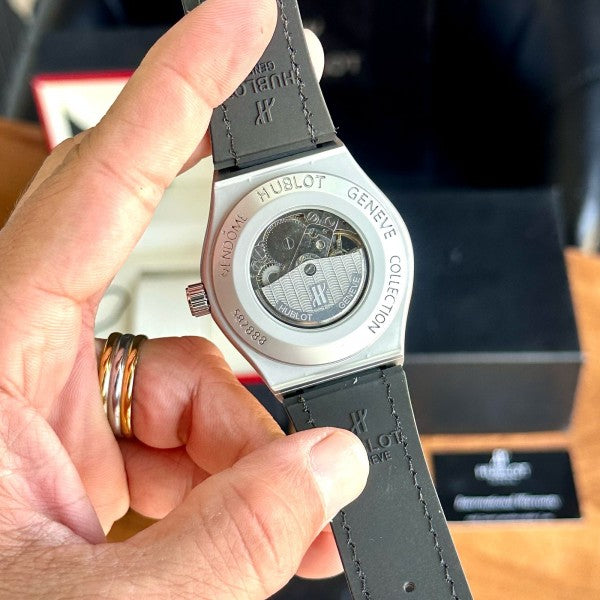 HUBLOT AUTOMATIC ROSE BLACK WITH OG BOX Urban Classics Store