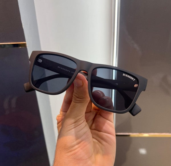 BURBERRY ALL BLACK SIDE LOGO LUXURY SHADE 4358 WITH OG KIT Urban Classics Store