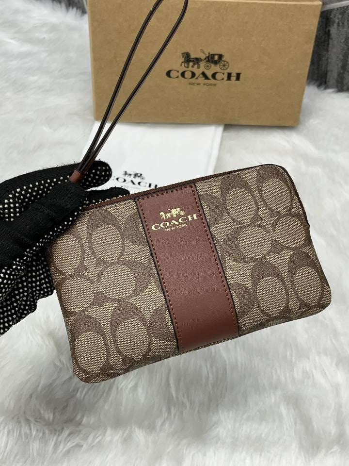 COACH W2 CORNER WRISTLET ALL BROWN WITH OG BOX & DUST COVER Urban Classics Store