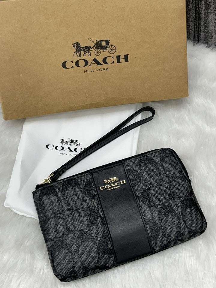 COACH W1 CORNER WRISTLET ALL BLACK WITH OG BOX & DUST COVER Urban Classics Store