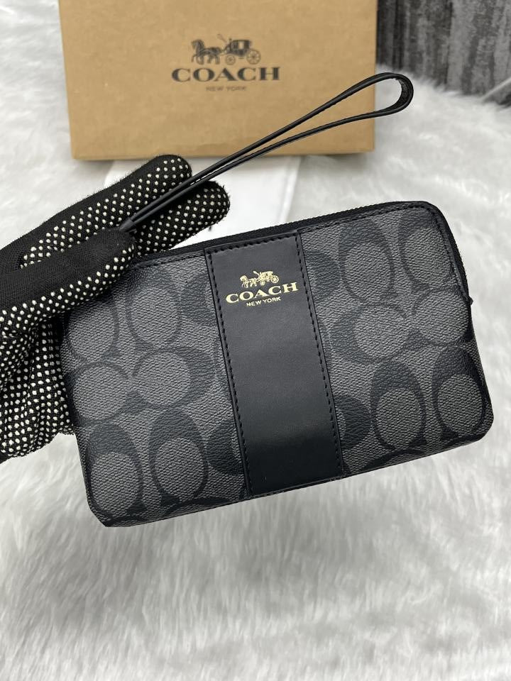 COACH W1 CORNER WRISTLET ALL BLACK WITH OG BOX & DUST COVER Urban Classics Store