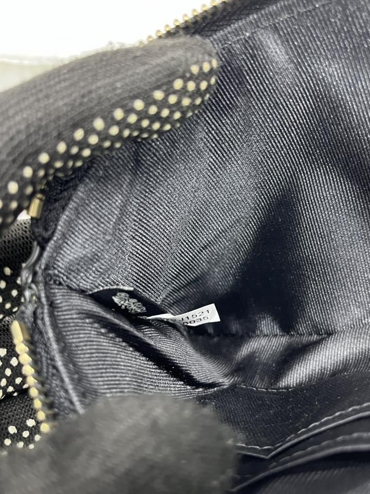 COACH W1 CORNER WRISTLET ALL BLACK WITH OG BOX & DUST COVER Urban Classics Store