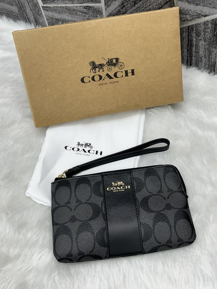 COACH W1 CORNER WRISTLET ALL BLACK WITH OG BOX & DUST COVER Urban Classics Store