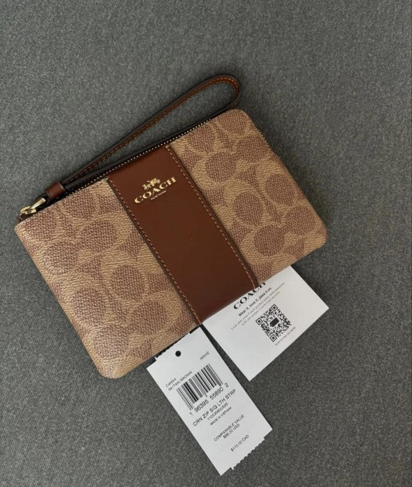COACH W2 CORNER WRISTLET ALL BROWN WITH OG BOX & DUST COVER Urban Classics Store