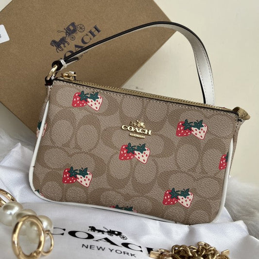 COACH NOLITA 19 (BERRY) BAG WITH OG BOX & CHAIN BELT Urban Classics Store