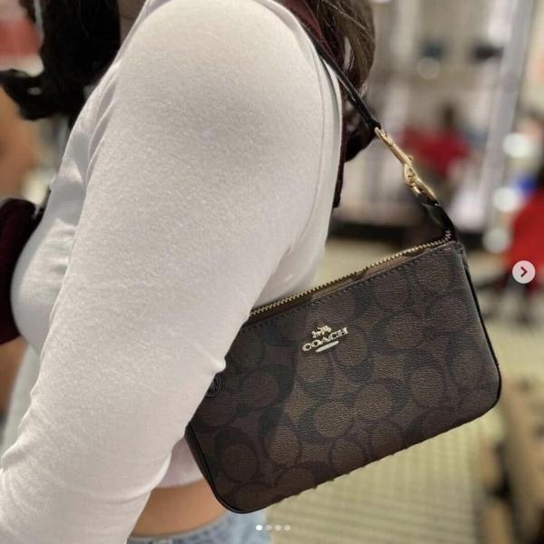 COACH NOLITA 19 (COFFEE) BAG WITH OG BOX & CHAIN BELT Urban Classics Store