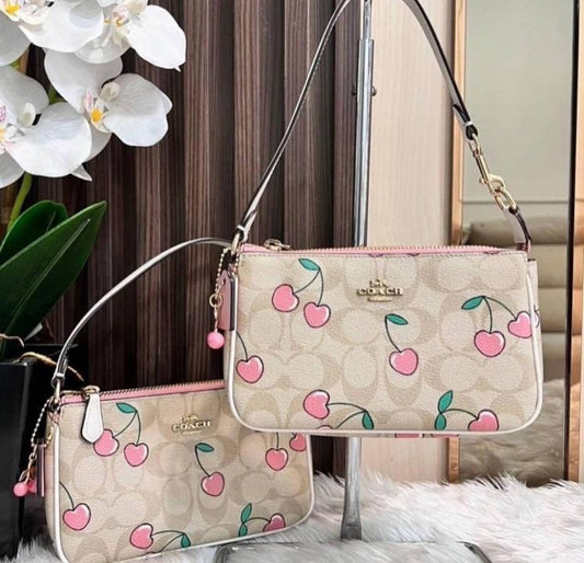 COACH NOLITA 19 (CHERRY) BAG WITH OG BOX & CHAIN BELT Urban Classics Store