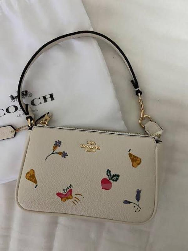 COACH NOLITA 19 (VEG) BAG WITH OG BOX & CHAIN BELT Urban Classics Store