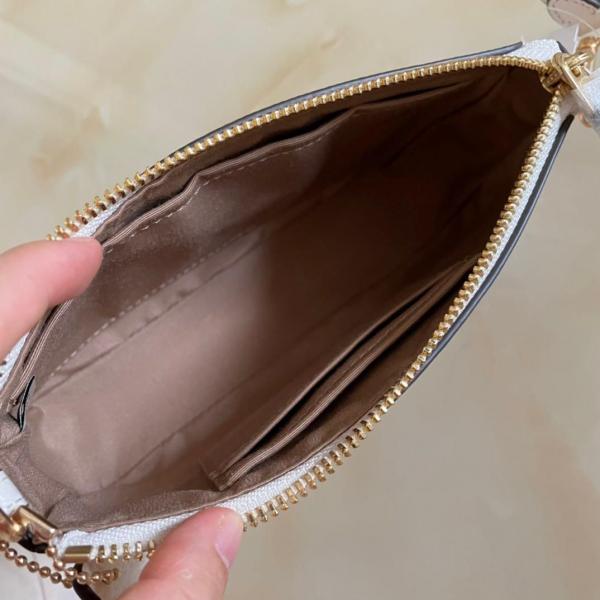 COACH NOLITA 19 (VEG) BAG WITH OG BOX & CHAIN BELT Urban Classics Store