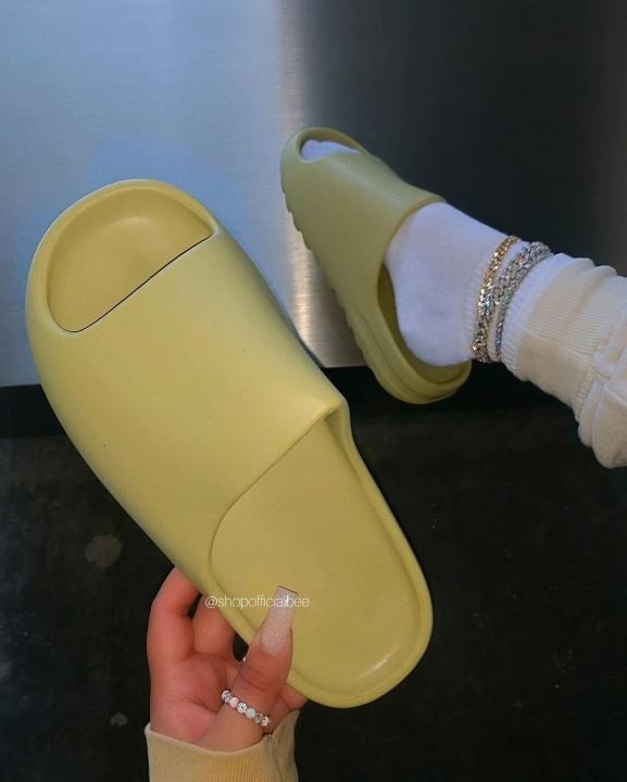 ADIDAS YEEZY GREEN SLIDES WITH ORIGINAL BOX Urban Classics Store