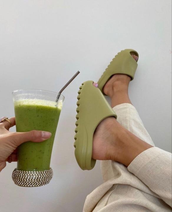 ADIDAS YEEZY GREEN SLIDES WITH ORIGINAL BOX Urban Classics Store