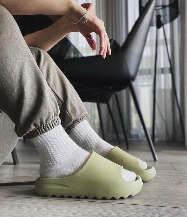 ADIDAS YEEZY GREEN SLIDES WITH ORIGINAL BOX Urban Classics Store