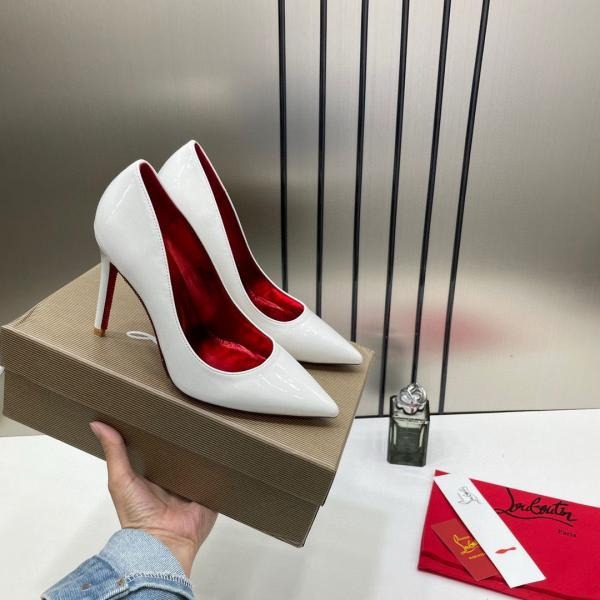 CHRISTIAN LOUBOUTIN HEELS WITH ORIGINAL BOX AND DUST COVER Urban Classics Store