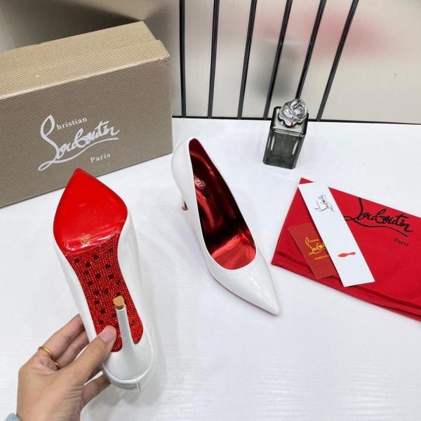 CHRISTIAN LOUBOUTIN HEELS WITH ORIGINAL BOX AND DUST COVER Urban Classics Store