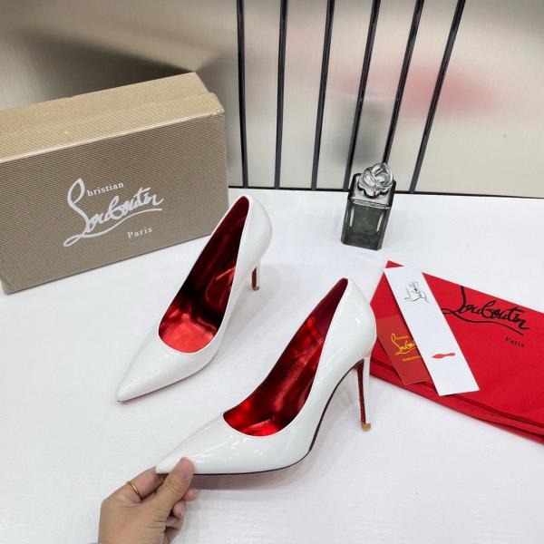CHRISTIAN LOUBOUTIN HEELS WITH ORIGINAL BOX AND DUST COVER Urban Classics Store