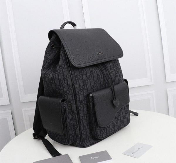 DIOR ESSENTIAL SADDLE UNISEX BLACK BAGPACK WITH DUST COVER Urban Classics Store