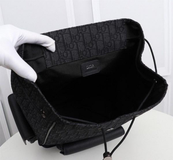 DIOR ESSENTIAL SADDLE UNISEX BLACK BAGPACK WITH DUST COVER Urban Classics Store