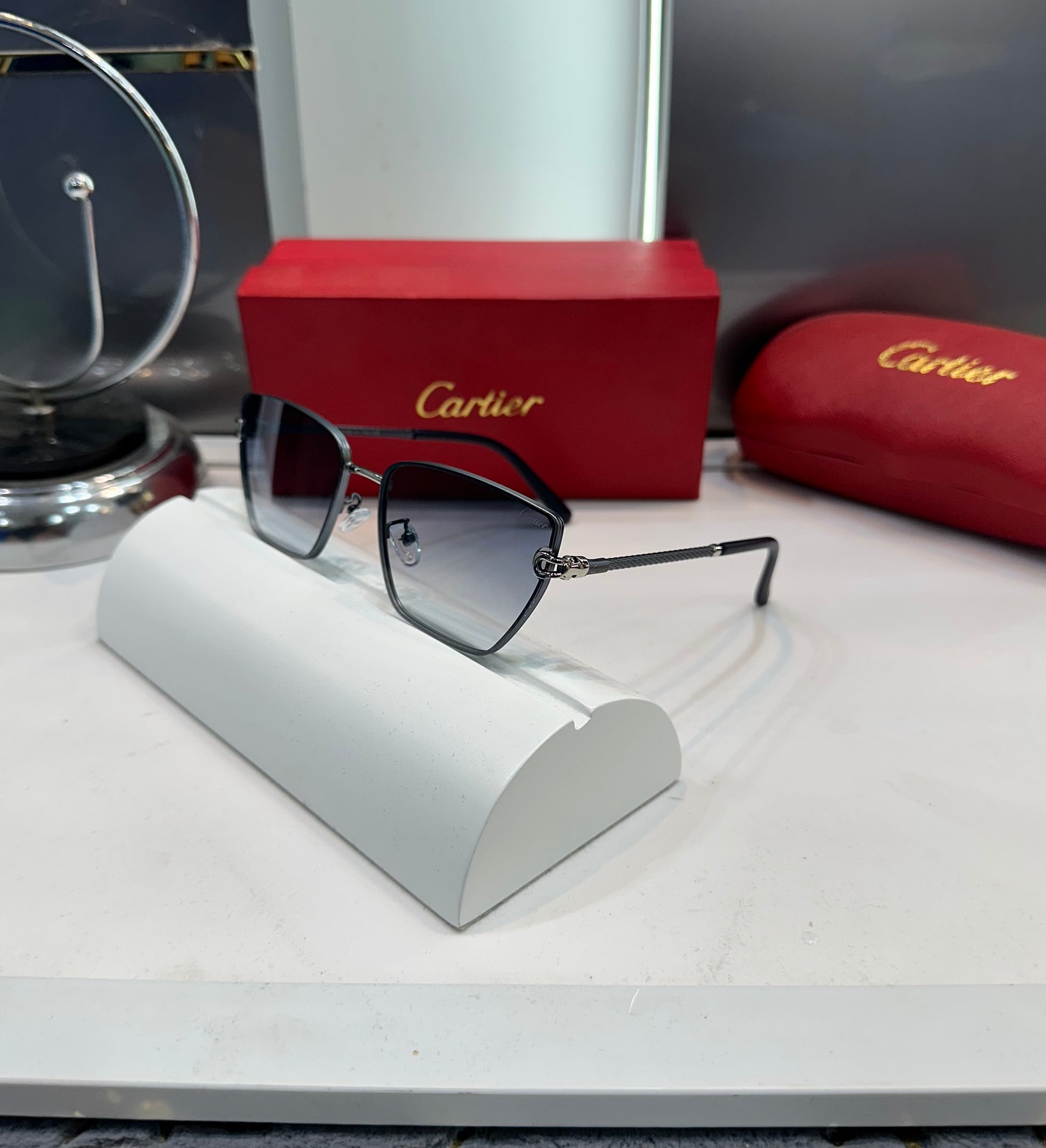 CARTIER STYLISH BLACK SUNGLASSES WITH OG BOX Urban Classics Store