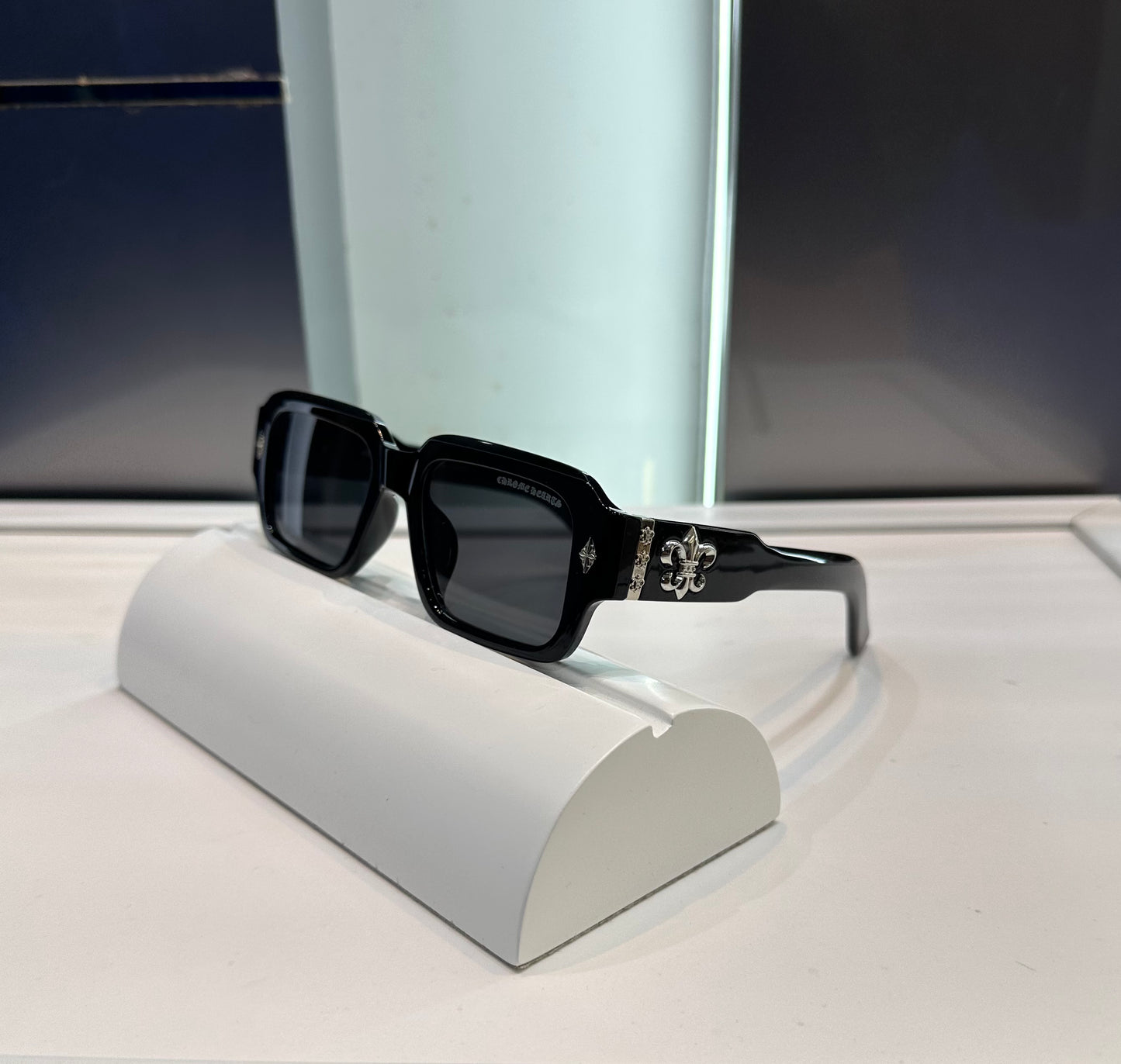 CHROME HEARTS BLACK LUXURY SUNGLASS WITH OG KIT BOX Urban Classics Store