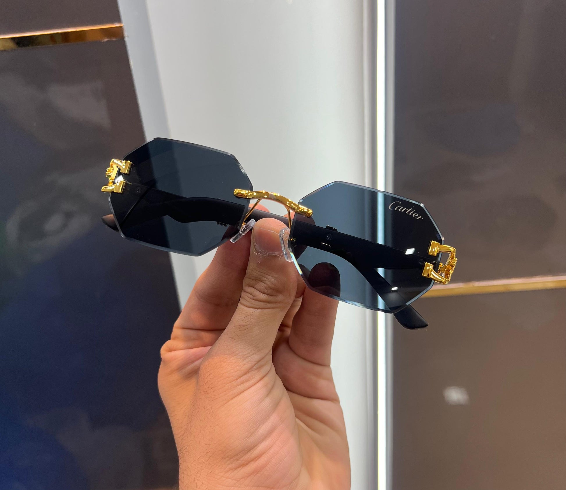 CARTIER STYLISH BLACK SUNGLASS WITH OG BOX Urban Classics Store