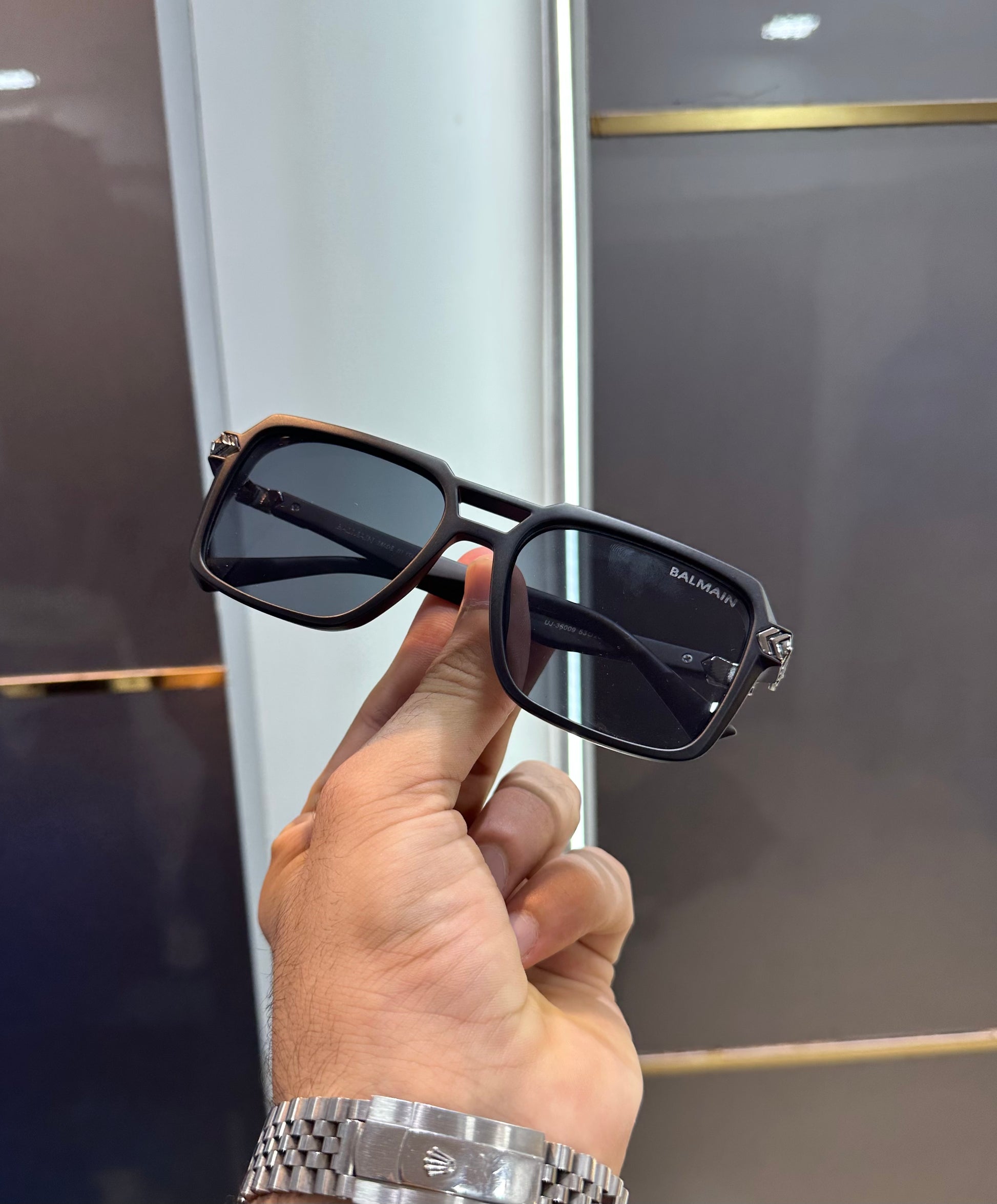 BALMAIN PARIS § MATT BLACK EDITION § SUNGLASS WHITE WITH OG BOX Urban Classics Store