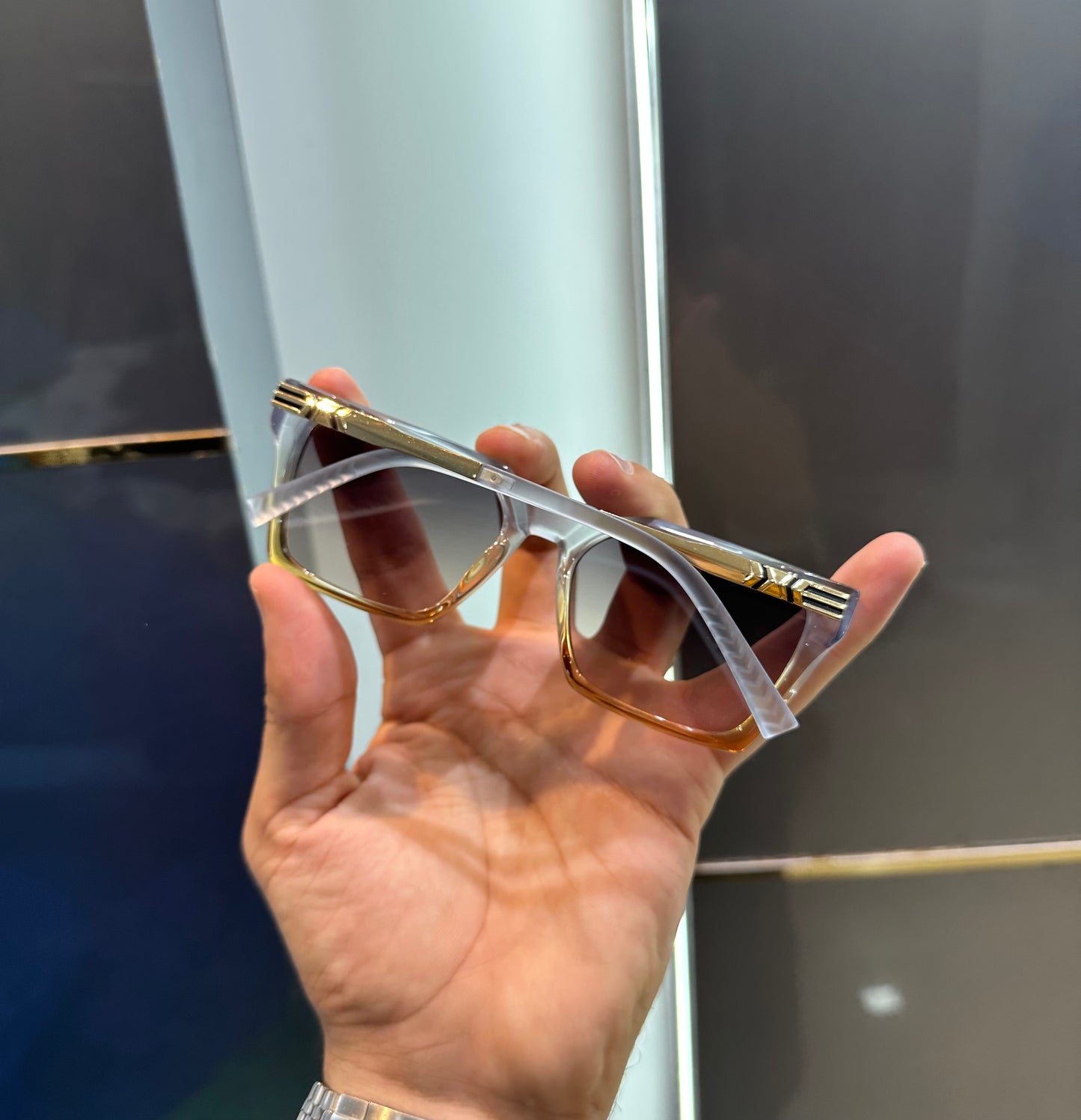 MARC JACOB GOLDEN SILVER SUNGLASSES WITH OG BOX Urban Classics Store