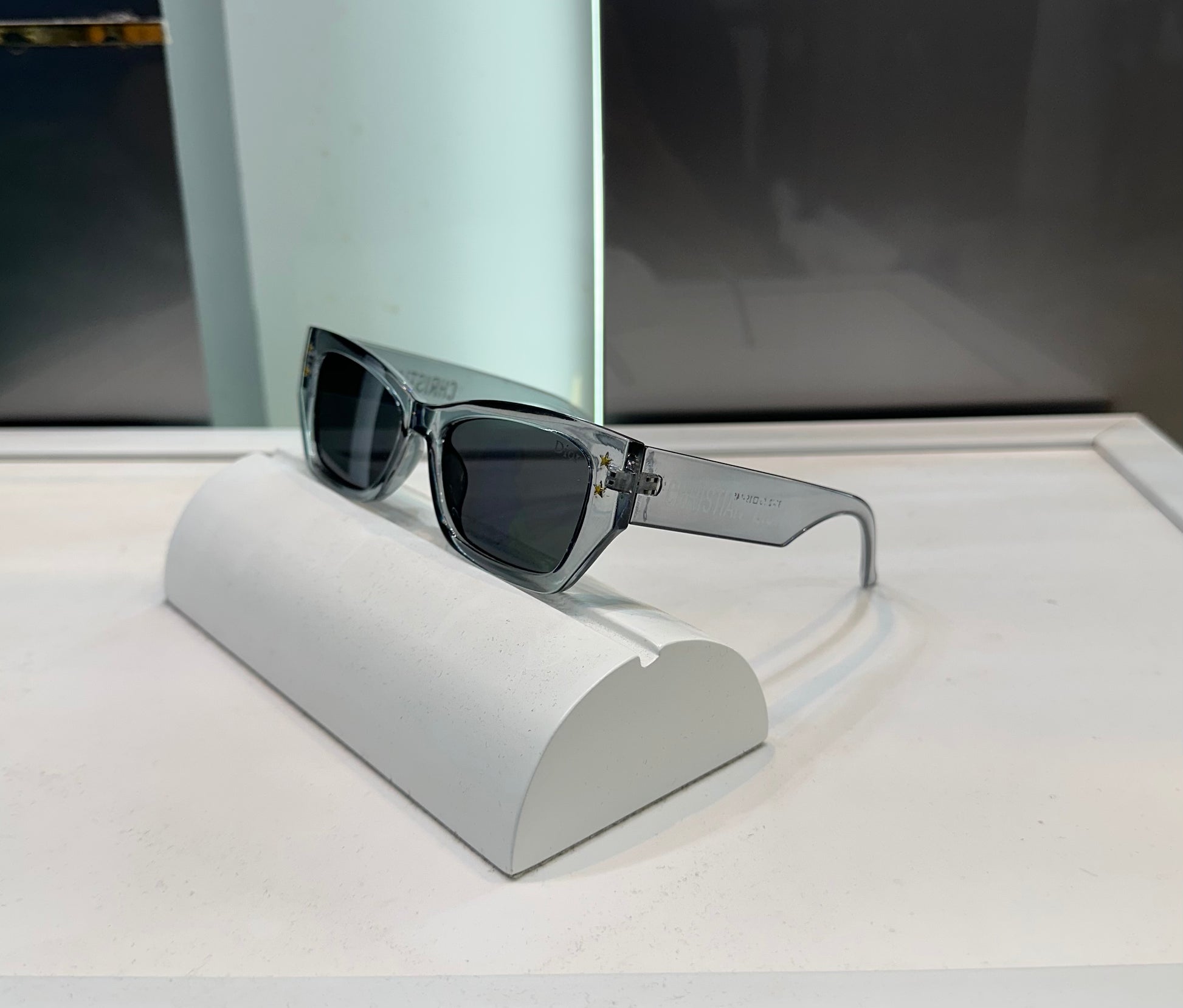 CHRISTIAN DIOR * TRANSPARENT GREY * LUXURY SUNGLASS WITH OG KIT Urban Classics Store
