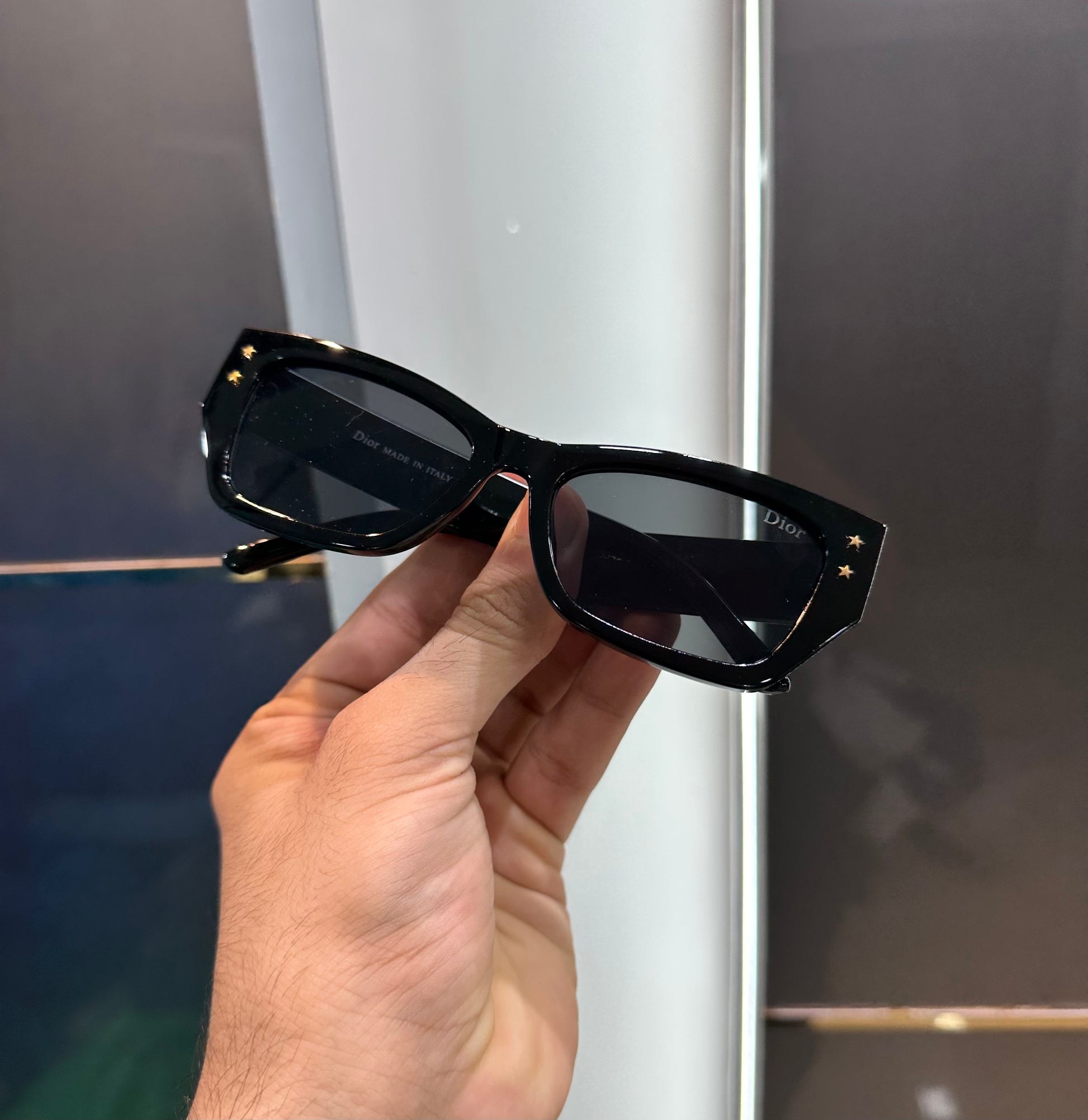 CHRISTIAN DIOR *GOGO BLACK* LUXURY SUNGLASS WITH OG KIT Urban Classics Store