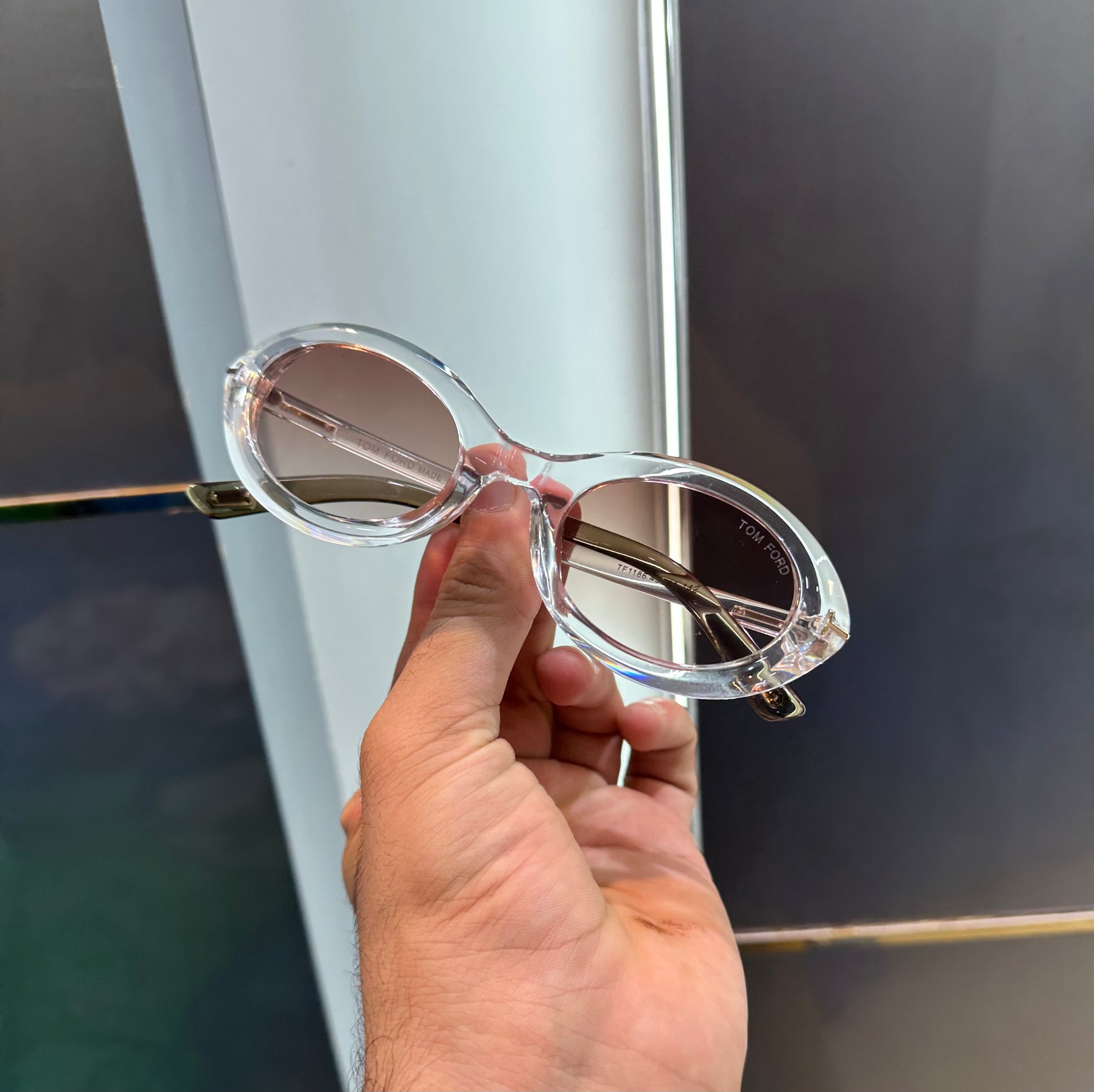 TOM FORD WHITE SUNGLASSES WITH OG BOX KIT Urban Classics Store