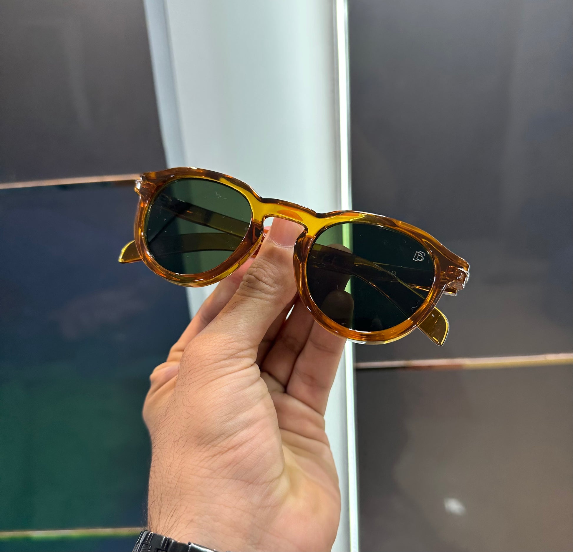 DAVID BECKHAM PREMIUM SUNGLASSES WITH OG BOX Urban Classics Store