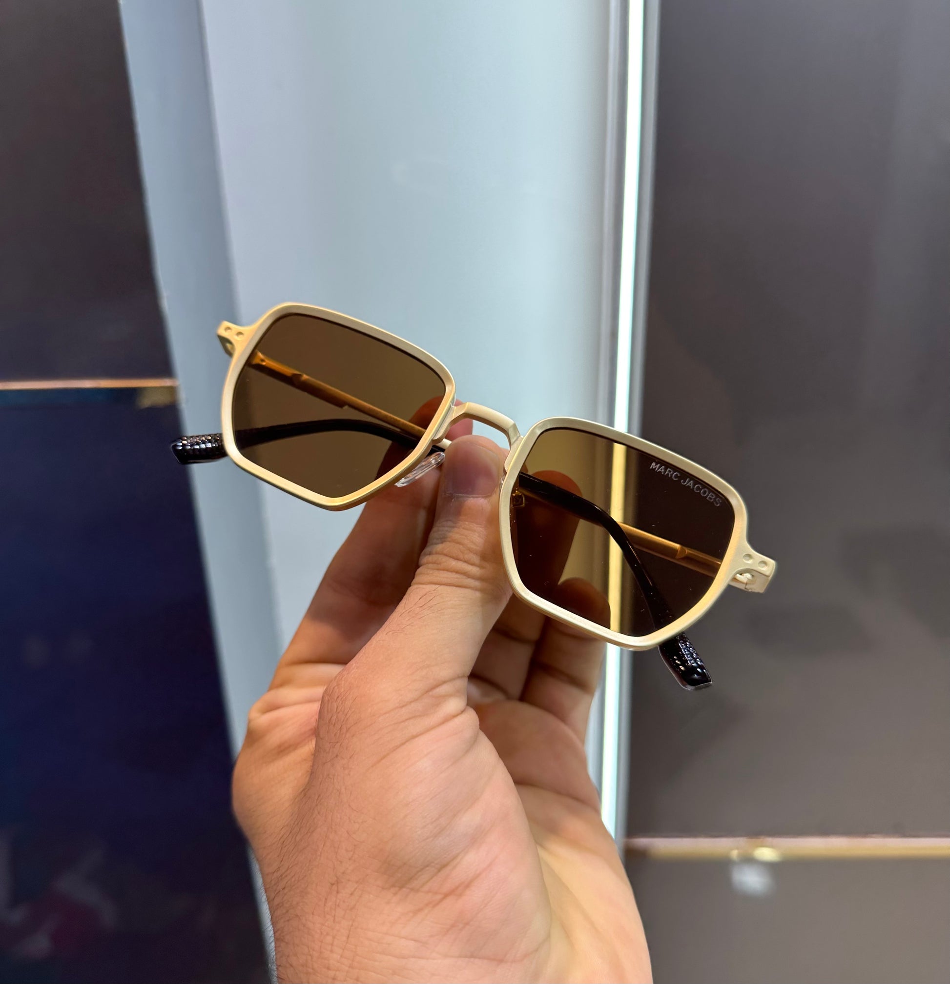 MARC JACOB PREMIUM GOLD EDITION SUNGLASSES WITH OG BOX Urban Classics Store