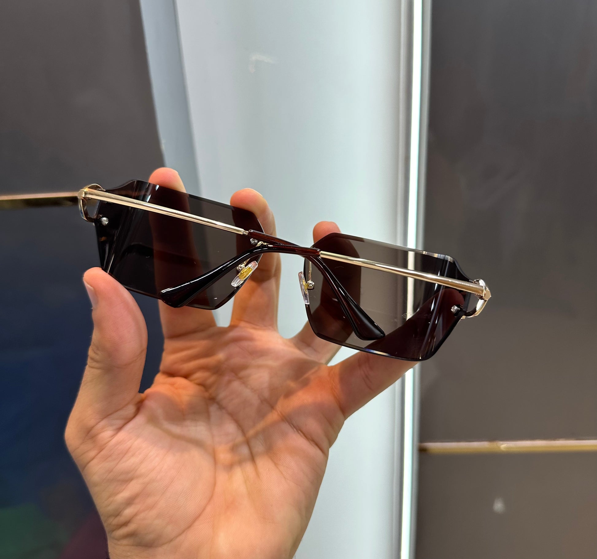 CARTIER BLACK GOLD LUXURY LOGO SUNGLASSES WITH OG BOX Urban Classics Store