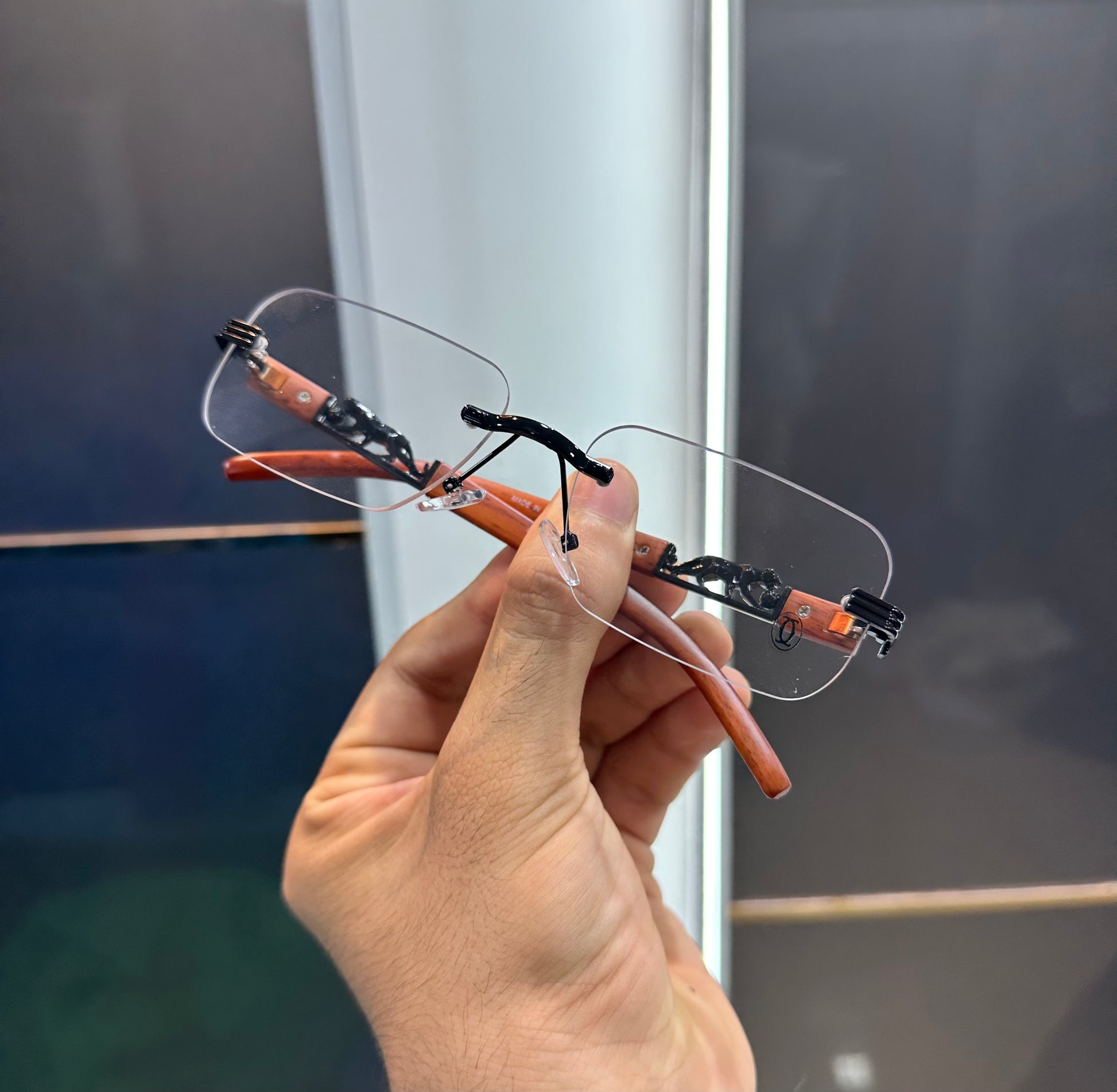 CARTIER TRANSPERENT LUXURY LOGO SUNGLASSES WITH OG BOX Urban Classics Store