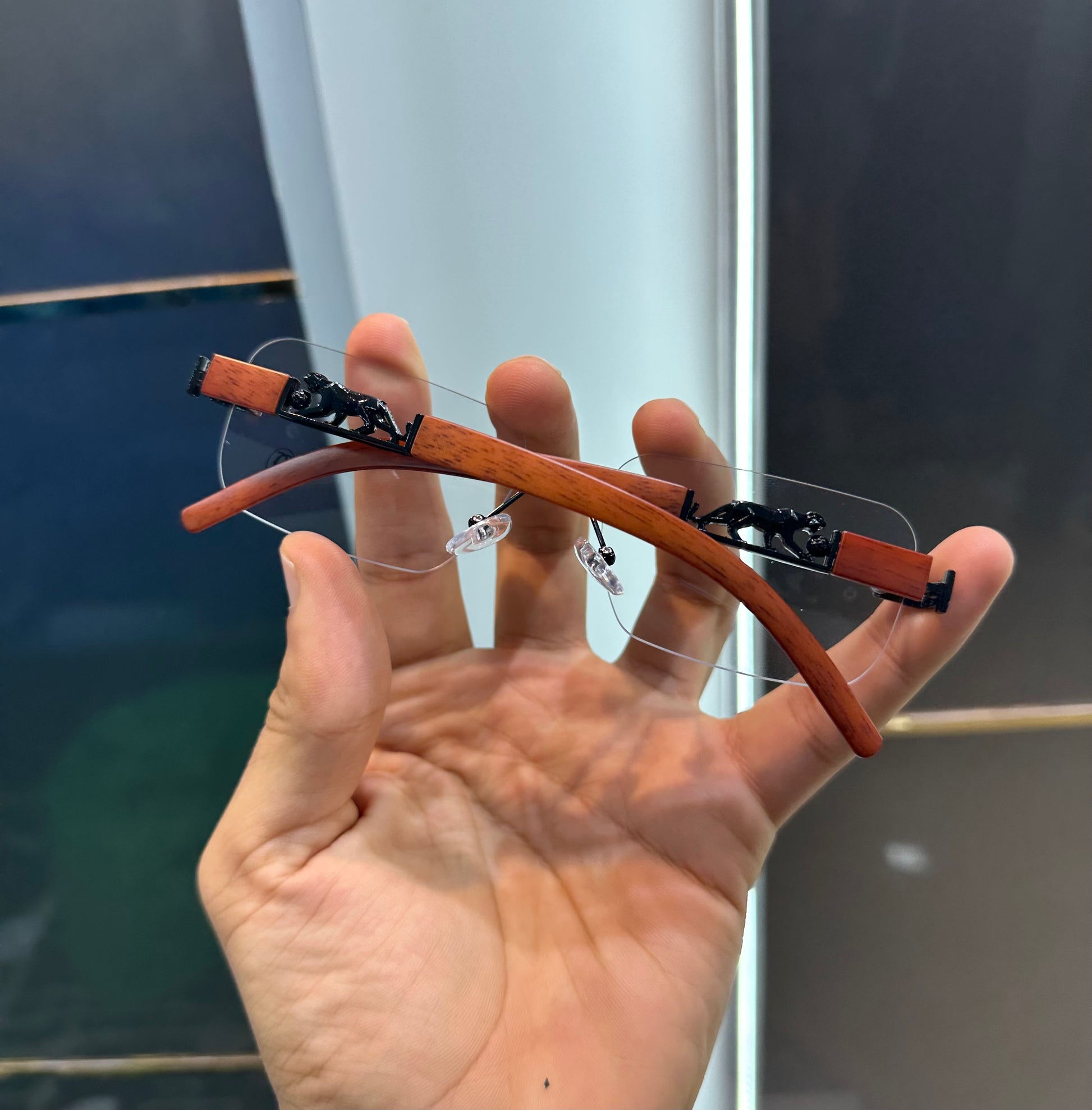 CARTIER TRANSPERENT LUXURY LOGO SUNGLASSES WITH OG BOX Urban Classics Store