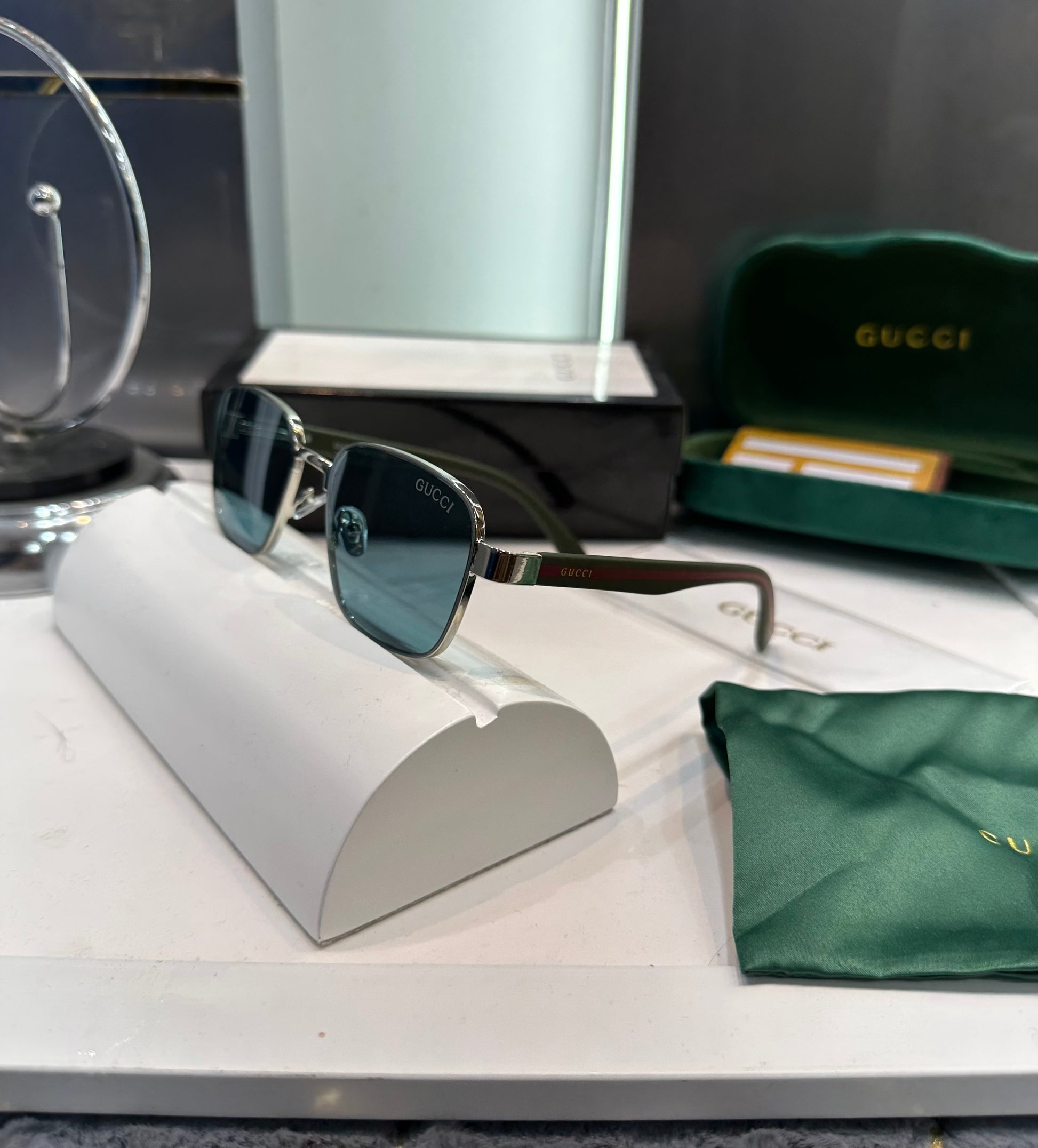 GUCCI CLASSY SUNGLASSES - GREEN BLUE WITH OG BOX Urban Classics Store