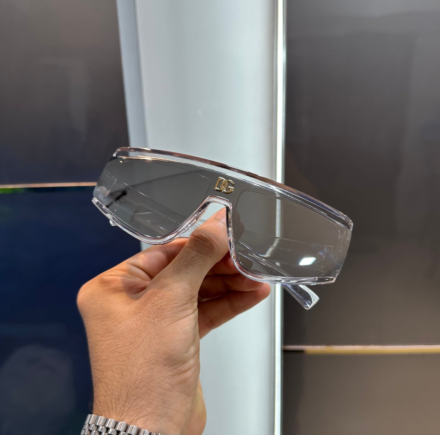 DOLCE & GABBANA *HITMAN SERIES* SUNGLASS WITH OG BOX Urban Classics Store