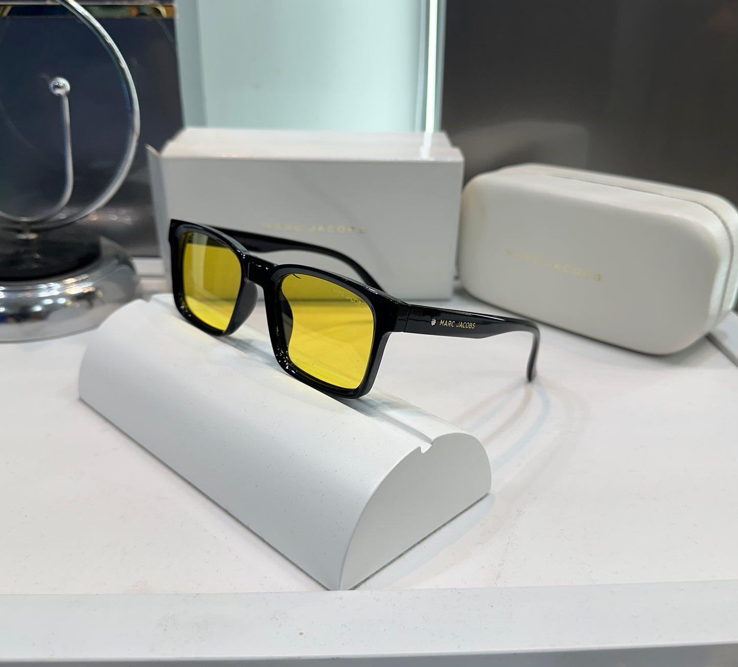 MARC JACOB YELLOW BLACK EDITION SUNGLASSES WITH OG BOX Urban Classics Store