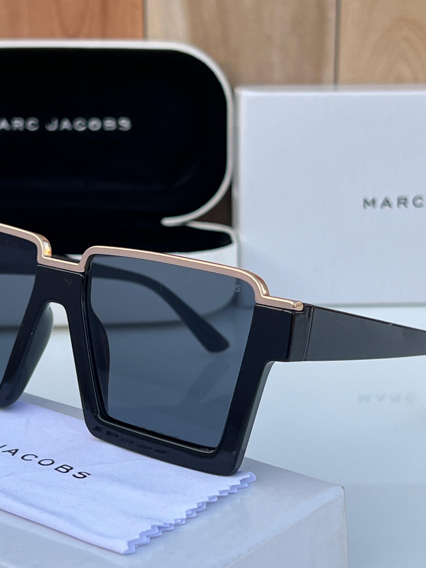 MARC & JACOOB PREMIUM SUNGLASSS BLACK GOLD WITH OG KIT Urban Classics Store