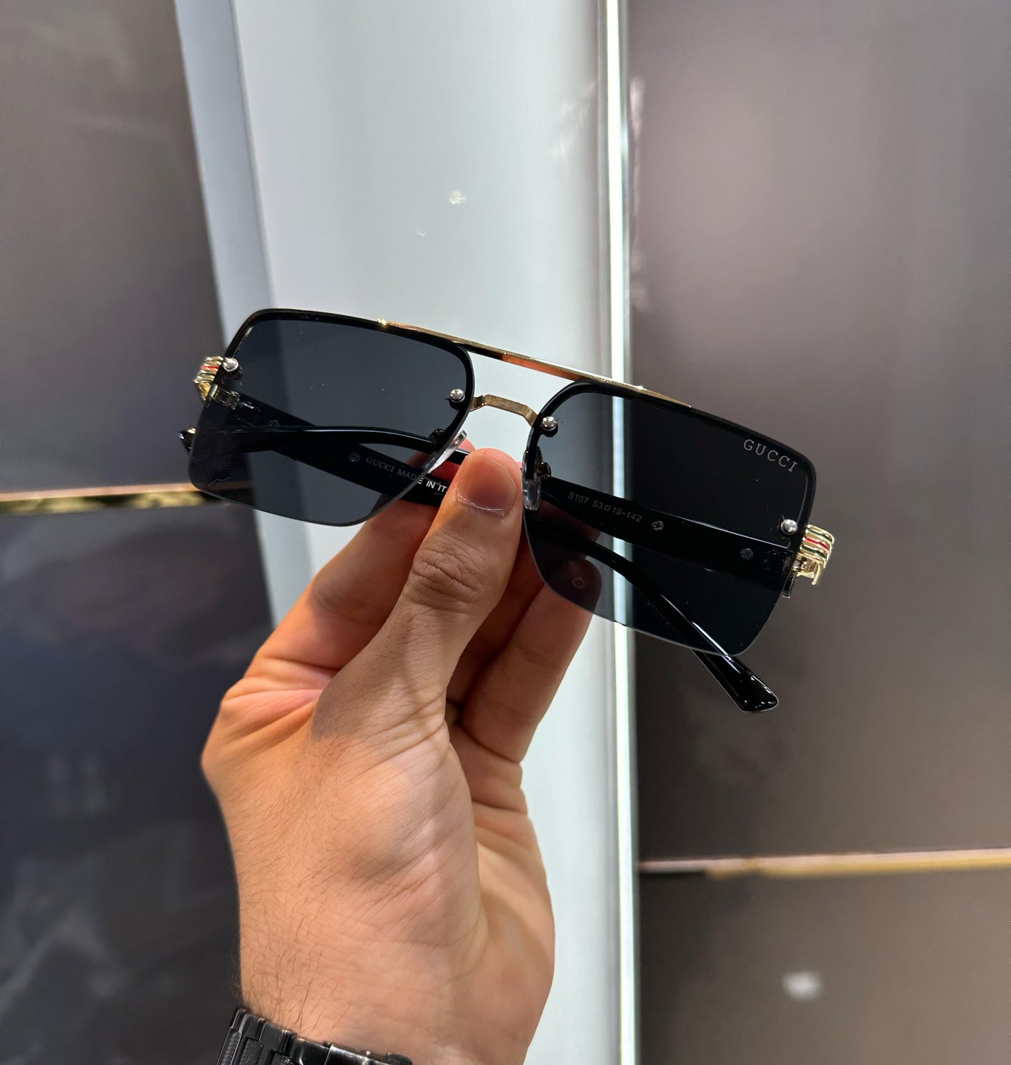 GUCCI PREMIUM SUNGLASSES - BLACK FINISH WITH OG BOX Urban Classics Store