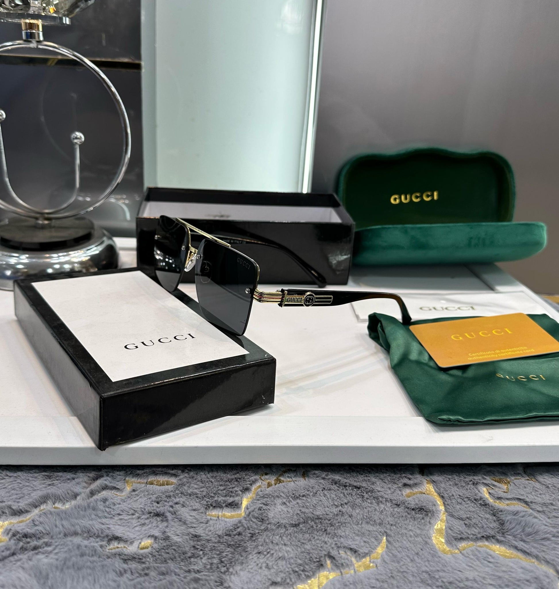 GUCCI PREMIUM SUNGLASSES - BLACK FINISH WITH OG BOX Urban Classics Store