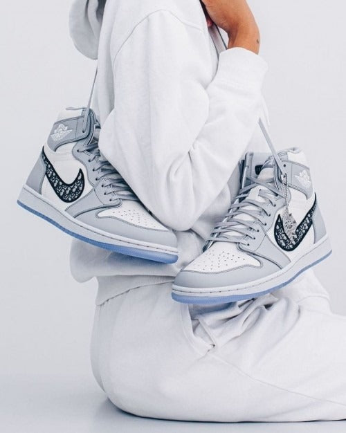 DIOR X AIR JORDAN 1 HIGH WITH OG BOX Urban Classics Store