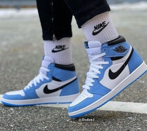 NIKE AIR JORDAN RETRO 1 HIGH UNIVERSITY BLUE Urban Classics Store