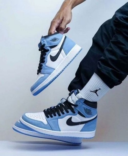 NIKE AIR JORDAN RETRO 1 HIGH UNIVERSITY BLUE Urban Classics Store