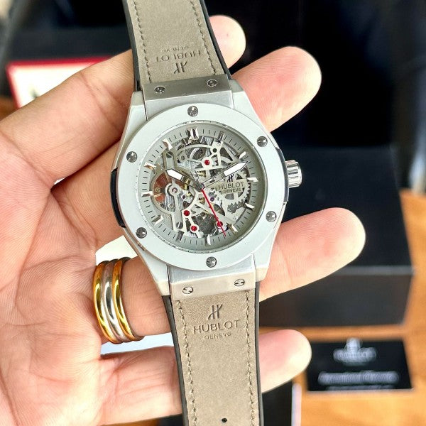 HUBLOT AUTOMATIC ROSE BLACK WITH OG BOX Urban Classics Store