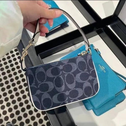 COACH NOLITA 19 (DENIM WHITE) BAG WITH OG BOX & CHAIN BELT Urban Classics Store