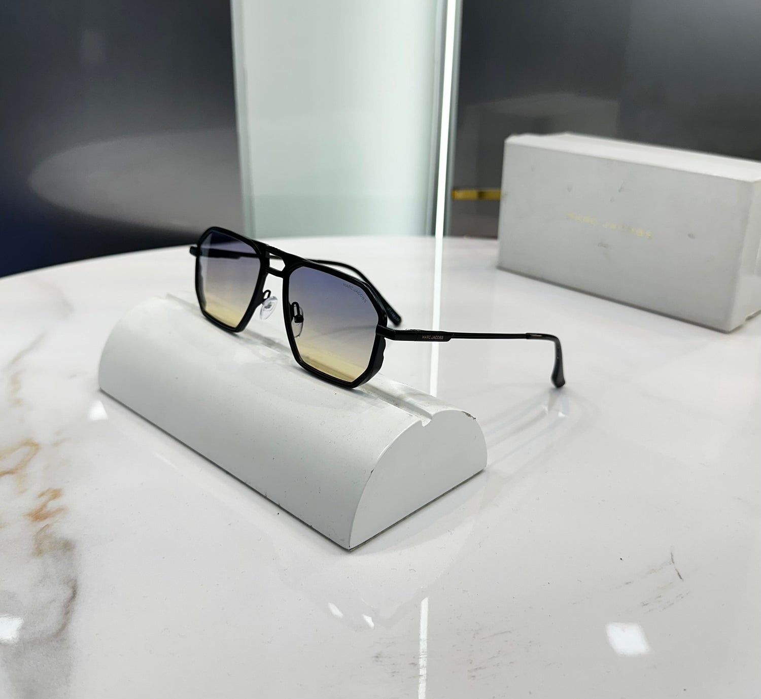 Marc Jacob Limited Edition Luxury Sunglass With Original Packing Urban Classics Store