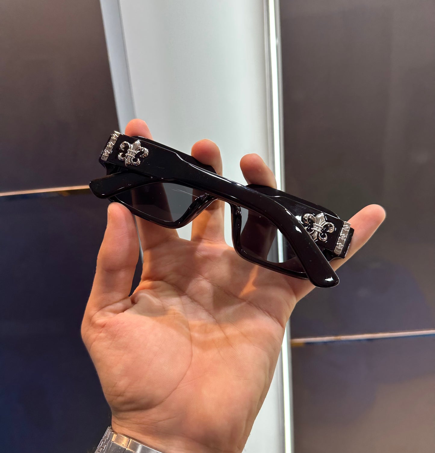 CHROME HEARTS BLACK LUXURY SUNGLASS WITH OG KIT BOX Urban Classics Store